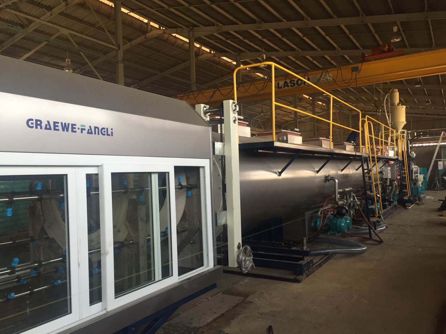 Plastik ekstruderin ana makinesinin dengesiz akımını çözmek için önlemler